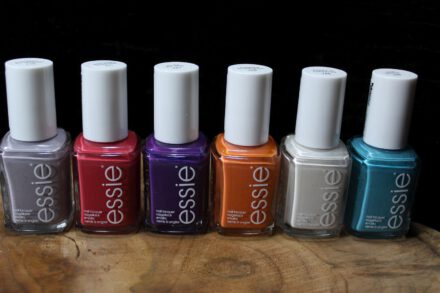 Essie – Keep you posted LE 2021